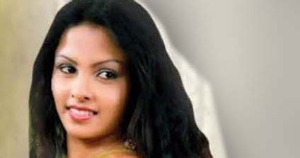 Hot Sexy Shalani Tharaka Stuning Actress Shalani Tharaka