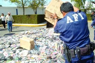 La Pgr Asegur Mil Piezas Piratas En A O El Siglo De Torre N