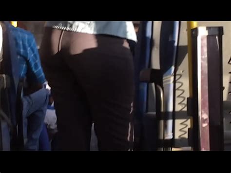 Lindo Culito En El Bus XVIDEOS