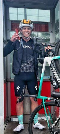 Photo Hot Cyclists Page LPSG