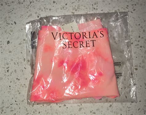 Vs Victorias Secret Pink No Show Cheekster Panty Underwear Peach Aura