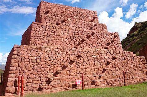 Peru De Piedra Pikillacta Ubicaci N Historia Arqueolog A Y Turismo