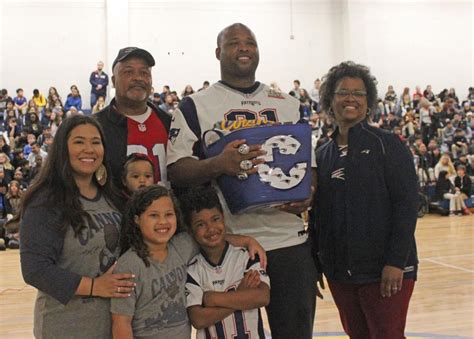 PHOTOS: NFL star visits Collins Intermediate School | News ...