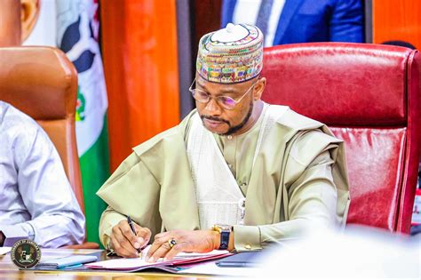 ZAMFARA GOVERNOR SIGNS N426 BILLION 2024 BUDGET OF RESCUE INTO LAW