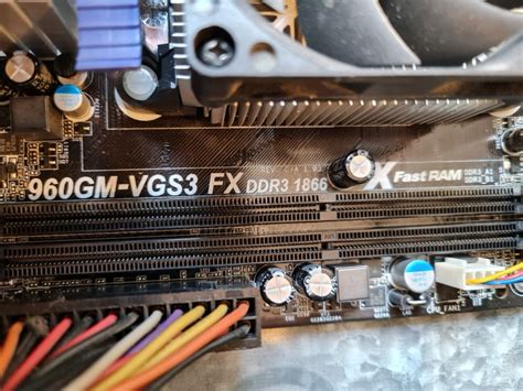 Matična ploča ASRock 960GM-VGS3 FX