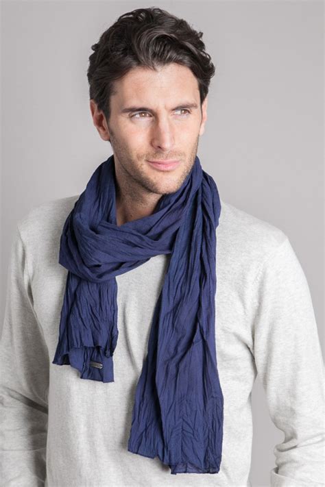 What To Wear With A Scarf Male At Rose Anderson Blog