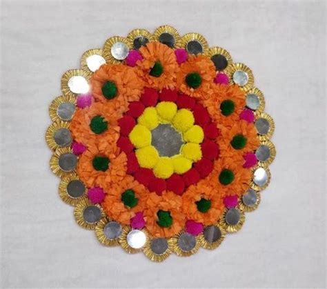 Multicolor Round Artificial Flower Rangoli At Set In Vadodara