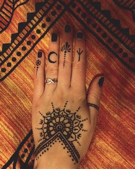 26 Striking Henna Designs That Will Leave You Breathless Henna Tattoo