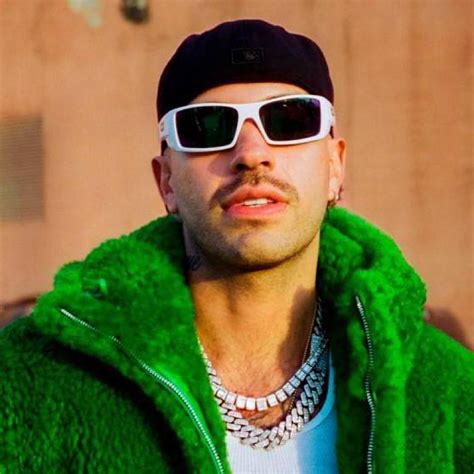 Decibeles - De los escenarios al estadio: Feid protagonizarÃ¡ la gran