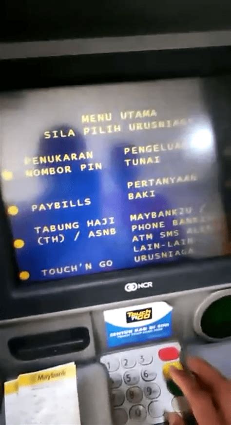 Elak Beratur Panjang Sesak Ini Cara Bayar Saman Polis Di Atm Maybank