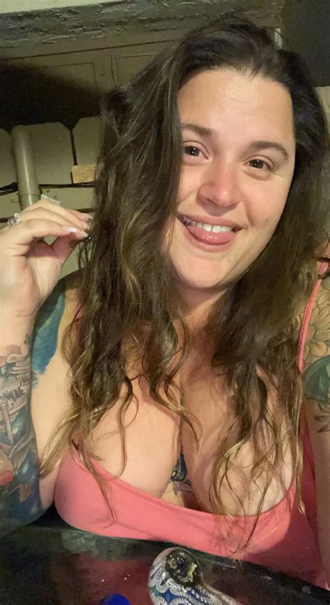 Big Natural Titties Tats And A Flirtatious Soul Let This Naughty Bbw