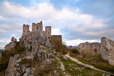 Cosa vedere a L Aquila la guida turistica della città Caccabe