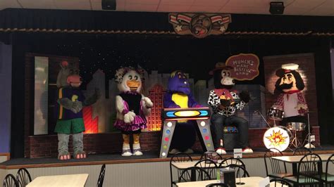 Chuck E Cheeses Funnins Day Full Stage Show 1 2018