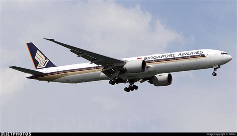 V Swg Boeing Er Singapore Airlines Fablee Jetphotos