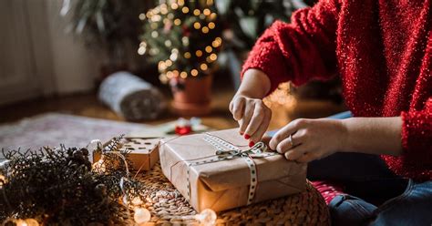 Cadeautjes Inpakken Met Een Onhandige Vorm Zo Doe Je Dat Margriet