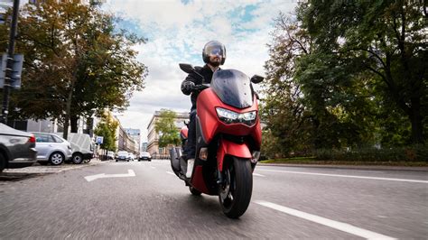 2020 Yamaha Nmax 125155 Released In Europe New Body And Frame Led Lights Larger 71 Litre