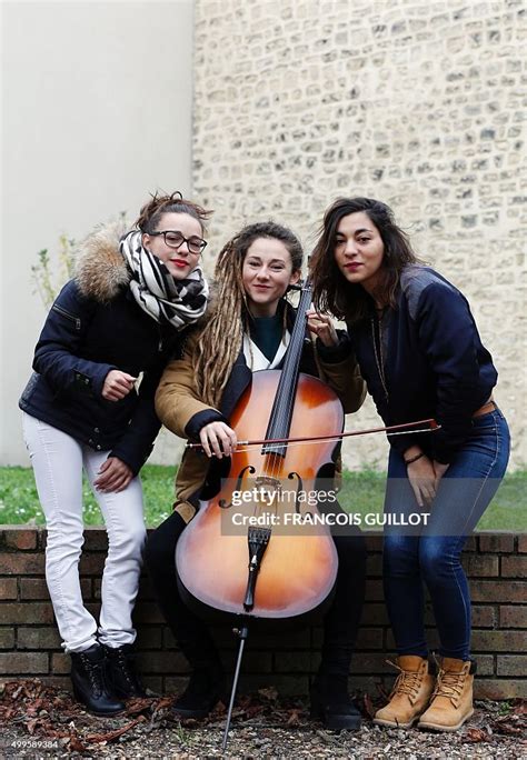 Elisa Paris Juliette Saumagne And Lucie Lebrun Of The Group Lej Pose