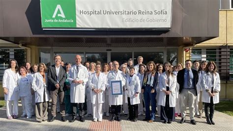 La Unidad De Microbiología Del Hospital Reina Sofía Consigue El Nivel