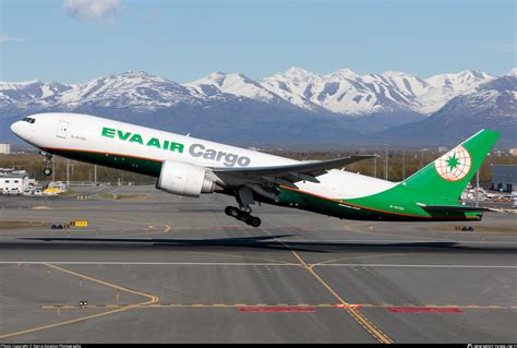 B Eva Air Boeing F Photo By Sierra Aviation Photography Id