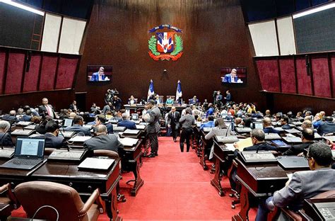 Diputados Aprueban Proyecto De Ley Que Elimina Cobro De Reinscripci N