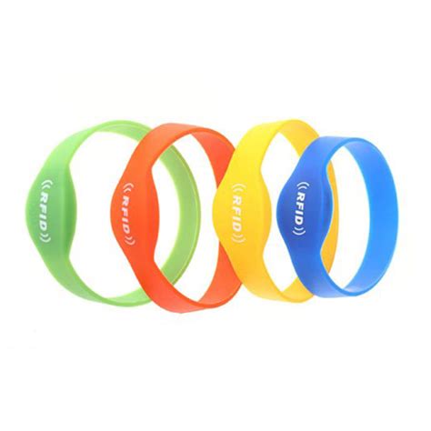 Waterproof Oval Close Loop Silicone RFID Wristband Xinyetong