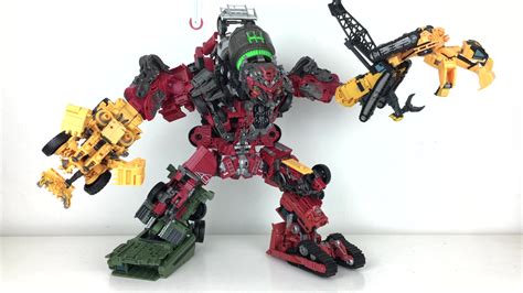 Transformers Studio Series Devastator In-Hand Images - Transformers ...