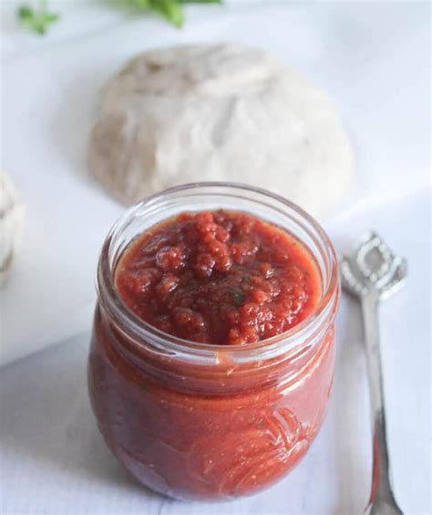 The Best Homemade Neapolitan Pizza Sauce Recipe - Simple And Savory