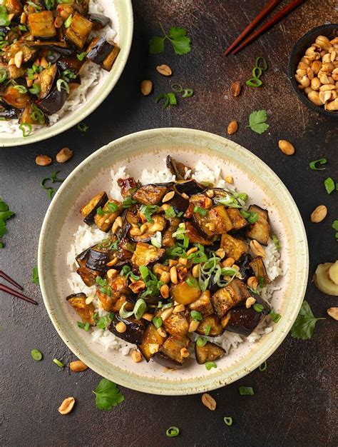 Easy Spicy Eggplant In Garlic Sauce The Vegan Atlas