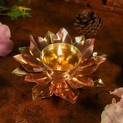 Lotus Diya 140 Gms 6 Inches Brass Copper House2home H2h Manufacture Metal Wood And Glass