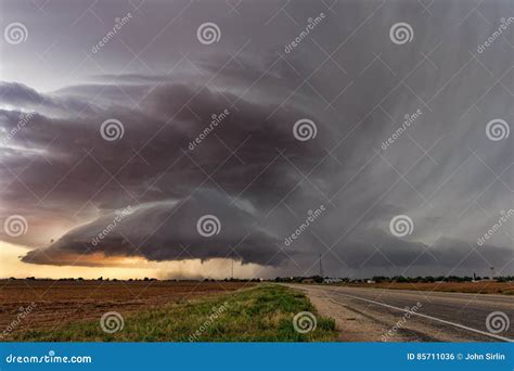 Supercell thunderstorm stock photo. Image of clouds, horizon - 85711036