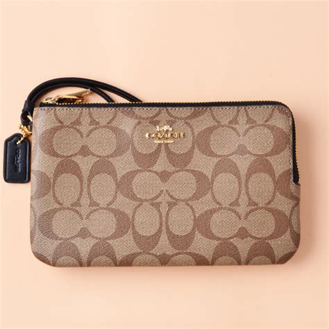 Coach Compact Id Wallet In Signature Canvas STRONGER