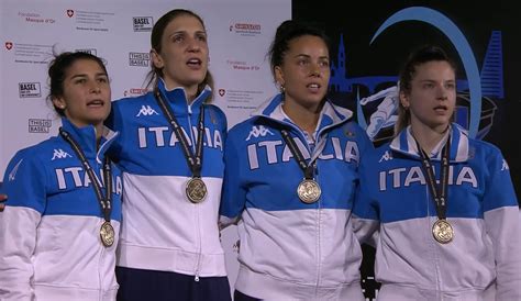 Scherma Alice Volpi Oro Con Le Azzurre Nel Fioretto A Squadre Agli