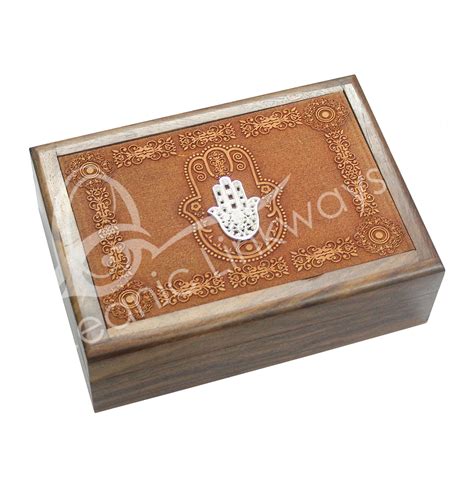 Wholesale Laser Engraved Fatima Hand Box Acacia Wood