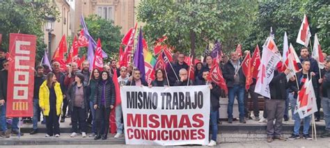 Los Trabajadores De Nueve De Las Once Itv De Alicante Secundan La