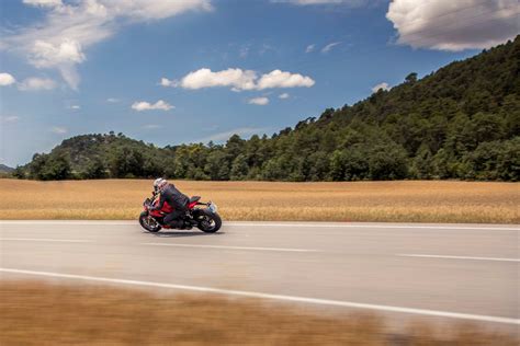 Ducati Streetfighter V La naked más potente jamas creada Maria Pujol