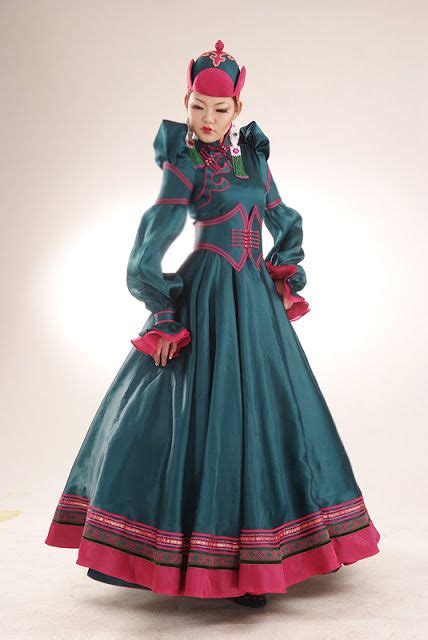 Local fashion: Mongolian wedding dresses | Этнические наряды, Платья ...