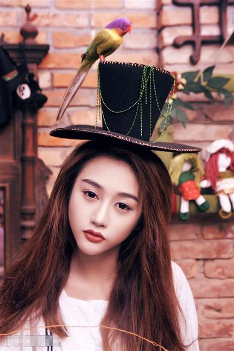 Hot Girl Qu Nh Nhi Xinh P L C Trong L U I C A Harry Potter