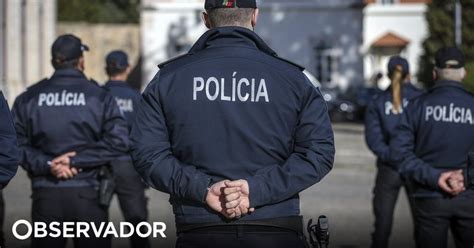 Psp Deteve Dois Homens Suspeitos De Tr Fico De Droga Em Set Bal