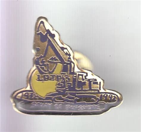 Rare Pins Pins Agriculture Tractor Tractor Btp Cat Pelle Bruay La B