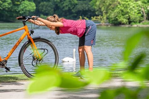 Dehn Bungen F R Radfahrer Sind Sie Sinnvoll Und Was Ist Zu Beachten