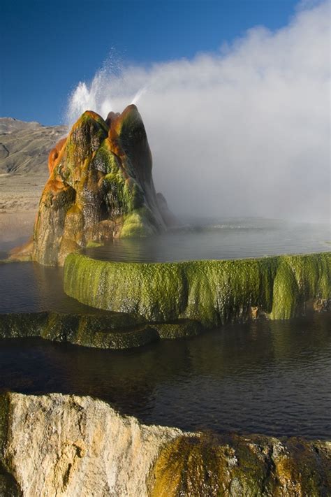Гейзер Флай (Fly Geyser) - удивительный геотермальный гейзер, Герлач ...