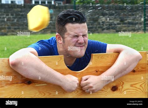 Throwing Wet Sponge Hi Res Stock Photography And Images Alamy