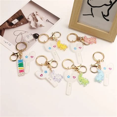 Kpop Idol New Jean Acrylic Colorful Rabbit Keychain Newjeans Key Chain