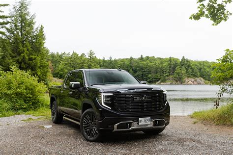 Reviewing The Luxurious 2022 Gmc Sierra Denali Ultimate Explorer Rv Club