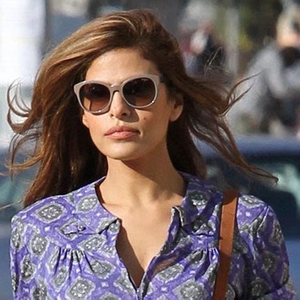 Eva Mendes Últimas noticias imágenes vídeos y destacados en Vogue