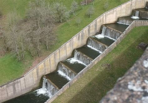 Stepped Spillway Wimbleball Dam © Derek Harper Cc By Sa 2 0 Geograph Britain And Ireland