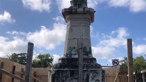 Restauran Monumentos De Paseo De Montejo