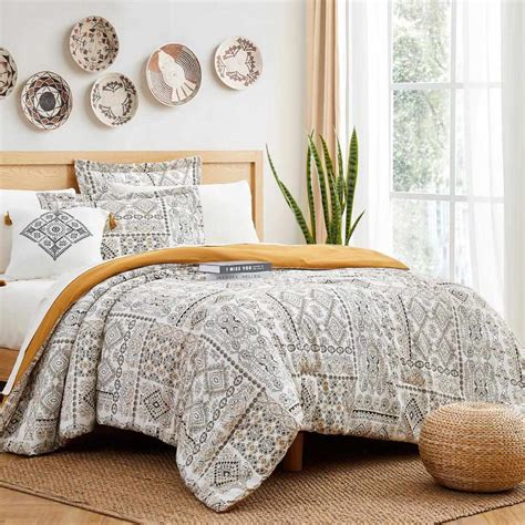 The 9 Best Boho Bedding Pieces Of 2022