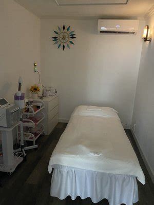 BLUE MOON SPA - Updated January 2025 - 1110 Lacey Ln, Concord, California - Massage - Phone ...