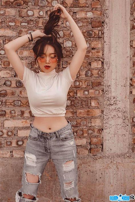 Hot Teen Hoàng Nguyễn Linh Chi